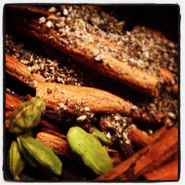 A warm hug in a cup - Cinnamon, clove, black pepper, cardamom