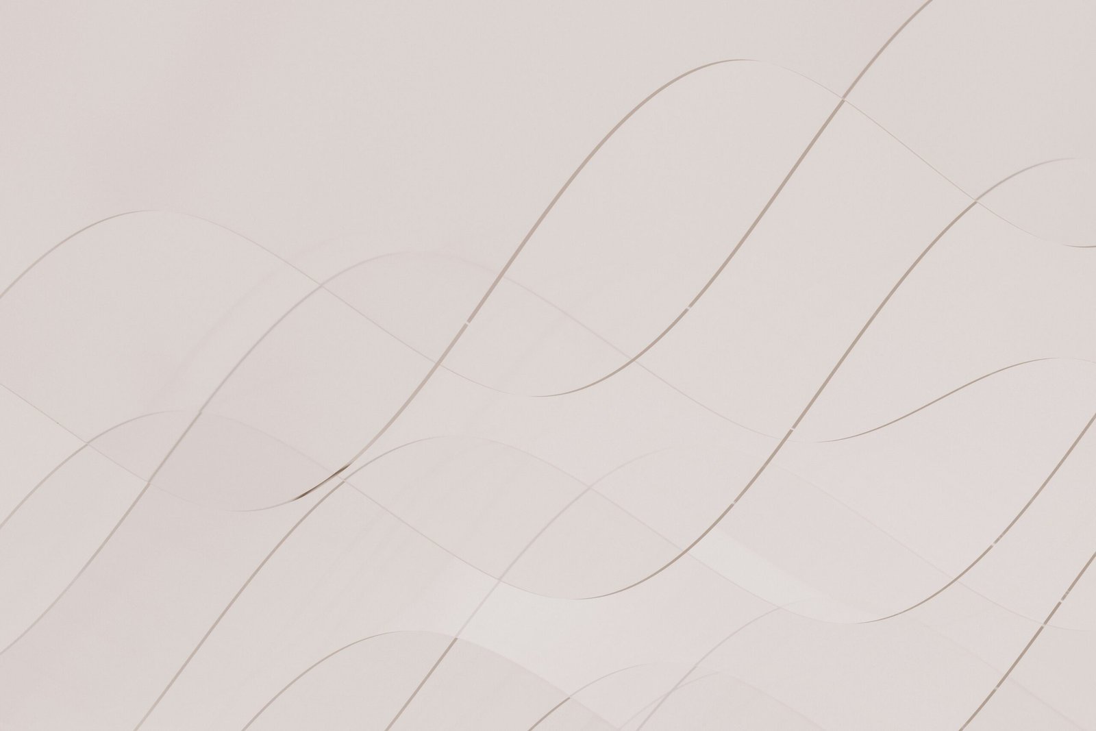 A white wall with wavy lines on it