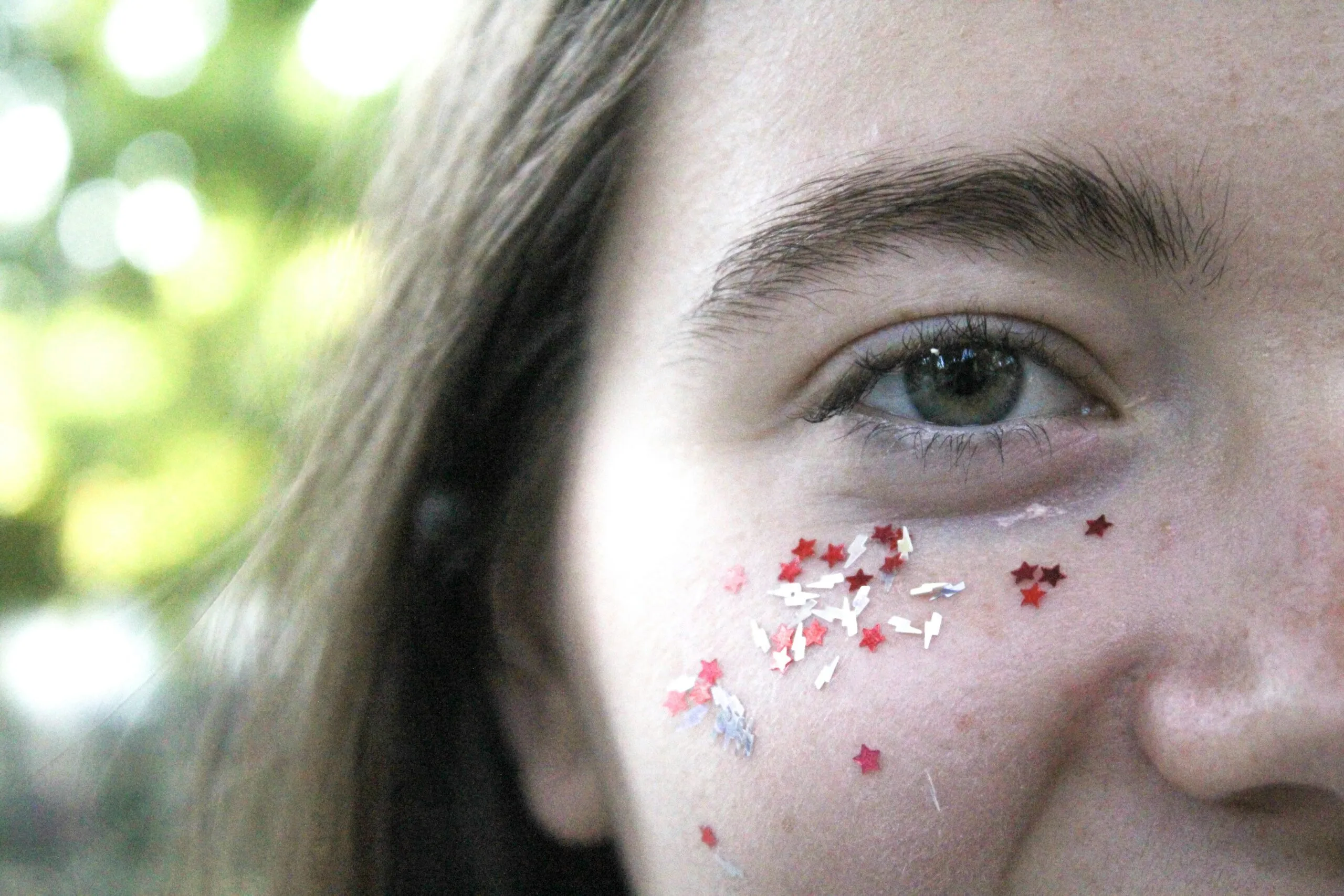 closeup photo of woman's eye