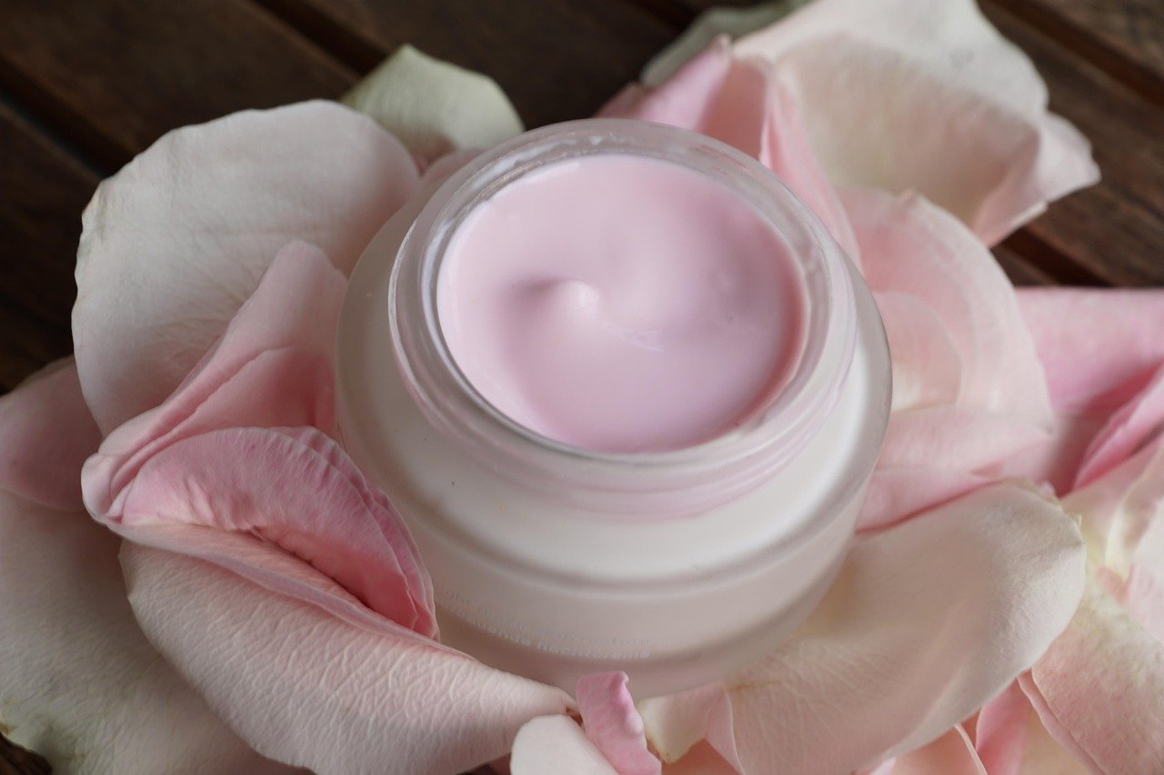 cosmetics, cream, roses, blossom, bloom, beautiful flowers, skin care, flower background, beauty, flower, nature, oganic, bio, wedding, hand, can, crucible, packaging, serum, cellular, maintenance, spa, luxury, body, flower wallpaper, sale, manufacturing, production, glass