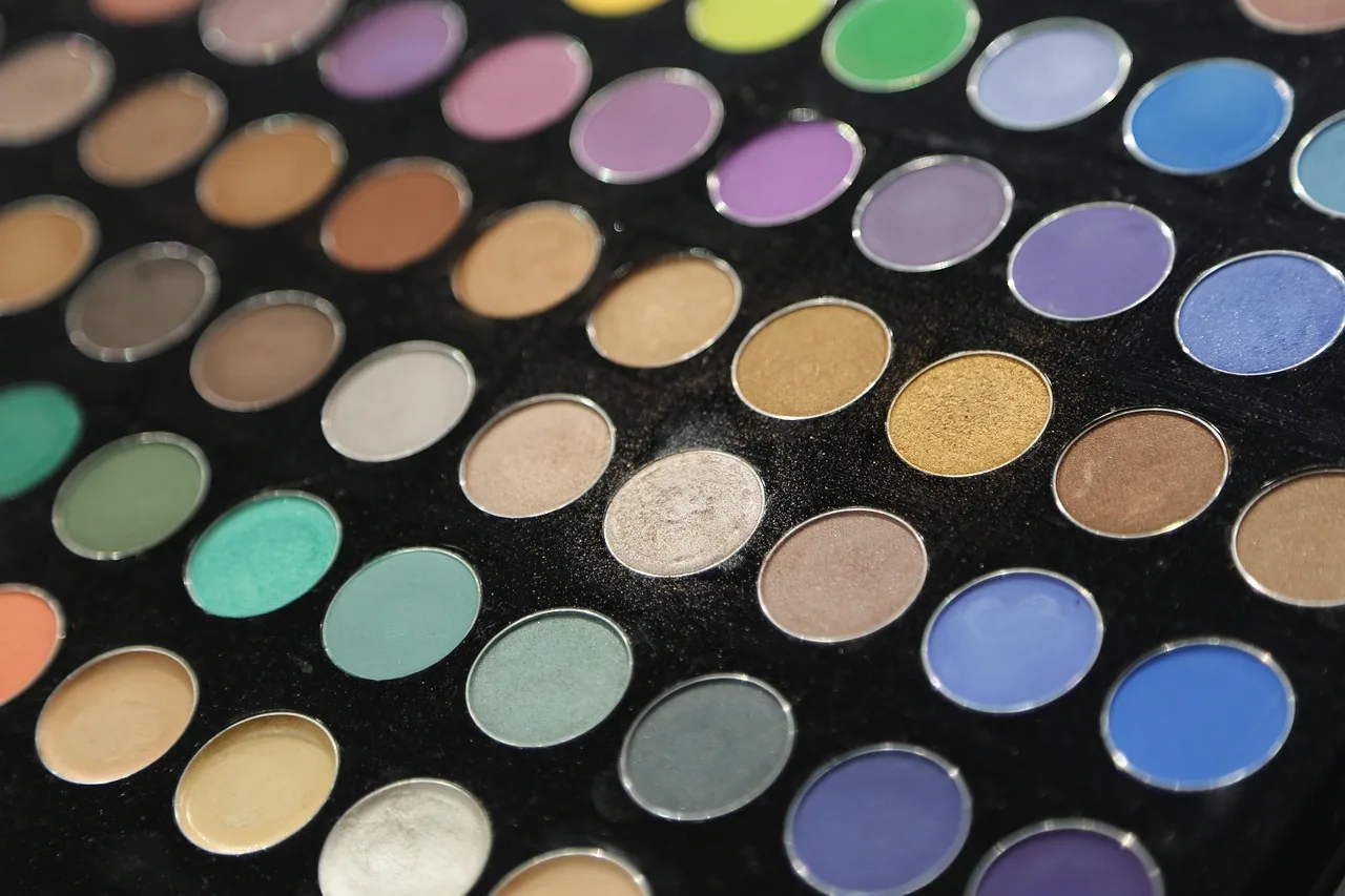 kosmetyki, eyeshadow, cosmetics, makeup, piękno, palette, cosmetics, cosmetics, makeup, makeup, makeup, makeup, makeup
